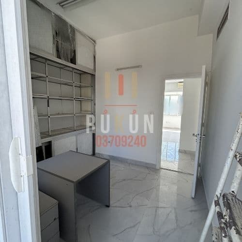 Office for rent in Mar Mkhael 170m2 1750$ 9