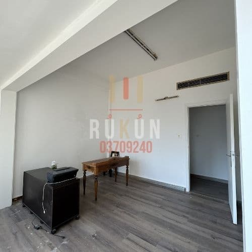 Office for rent in Mar Mkhael 170m2 1750$ 15