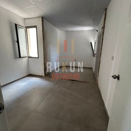 Office for Rent | Achrafieh Adlieh | 60 m² | 3 Rooms + Reception | Kitchenette | Toilet | 1 Parking | 2 Elevators | Generator | $700/month 3