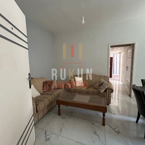 Apartment for rent furnished in Achrafieh 4 bdrms 1200$ 6