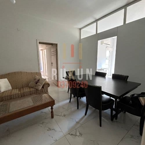 Apartment for rent furnished in Achrafieh 4 bdrms 1200$ 7