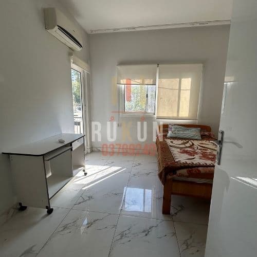Apartment for rent furnished in Achrafieh 4 bdrms 1200$ 8