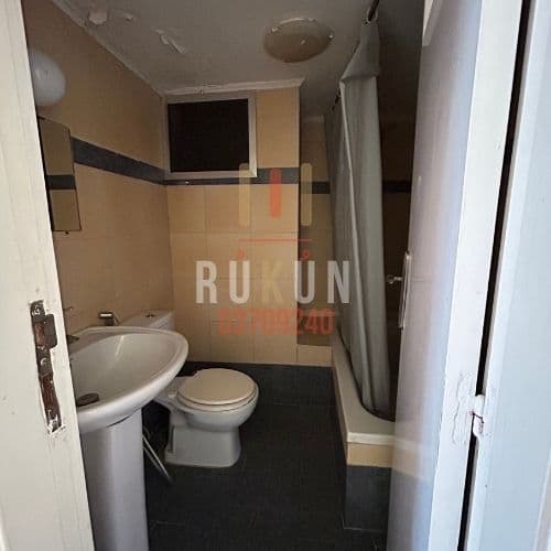 Furnished 3 berdroom apartment for rent in Achrafieh / Mar Mitr 2nd floor 150m2 for 1000$ 10