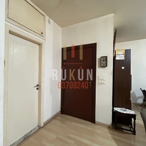 Apartment for sale in Nweiri / Beirut 100m2 2 bedrooms 2 toilets 1 parking lot elev 24/7 water well for 205,000$ 2